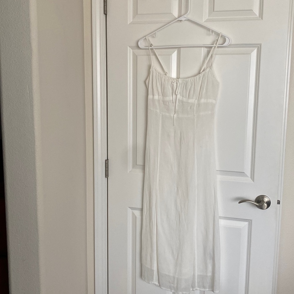 Urban Outfitters white bodycon midi dress - size small